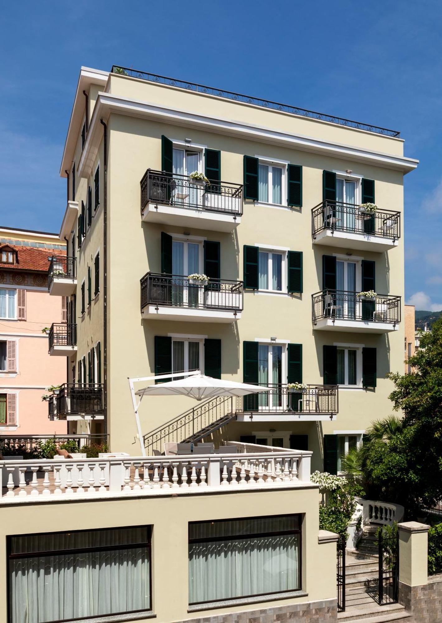 Residence San Marco Suites&Apartments Alassio Exteriér fotografie